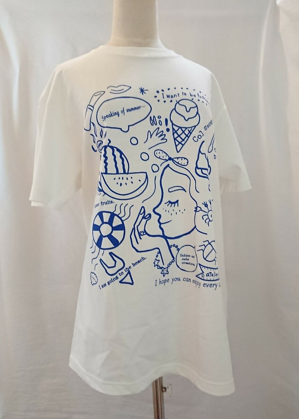 アトリエichiオリジナル！夏をぎゅっと詰め込んだ✨楽しいプリントtシャツ※生地色バニラホワイト×ブルー 3枚目の画像