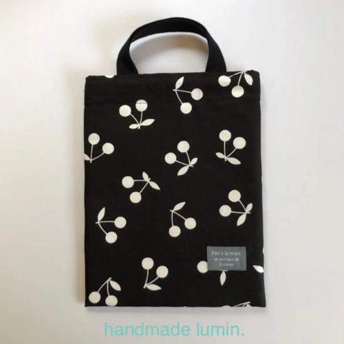 さくらんぼ 花柄 タブレットケース iPad入れ 小学校 女子 さくらんぼ