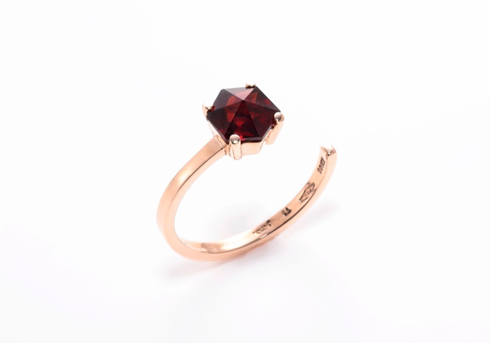 カラーストーン リング「 bee 」リング【 レッド 】ガーネット・8.5号