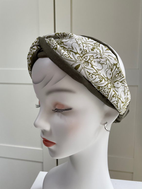 William Morris ⭐️ Design fabric used ⭐ Brother Rabbit 卡其頭巾髮帶 第3張的照片