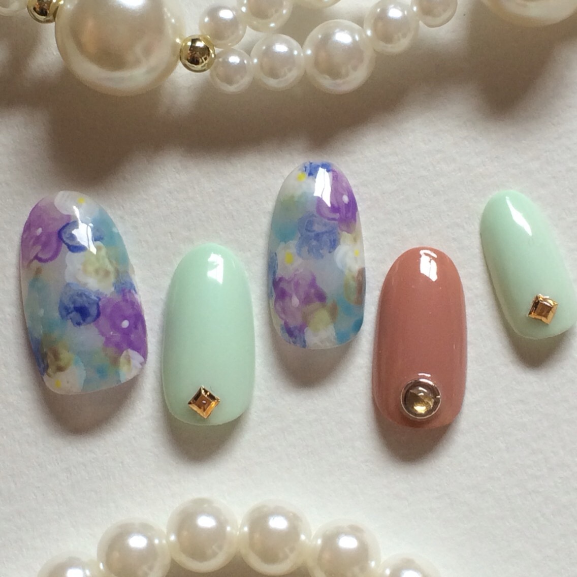 くすみxぼやっとフラワーネイルチップ☆ ネイルチップ（つけ爪