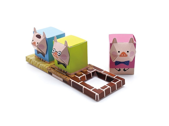 3匹の子ぶたBOX / ペーパークラフト / ギフトボックス / クリアケース付き 1枚目の画像