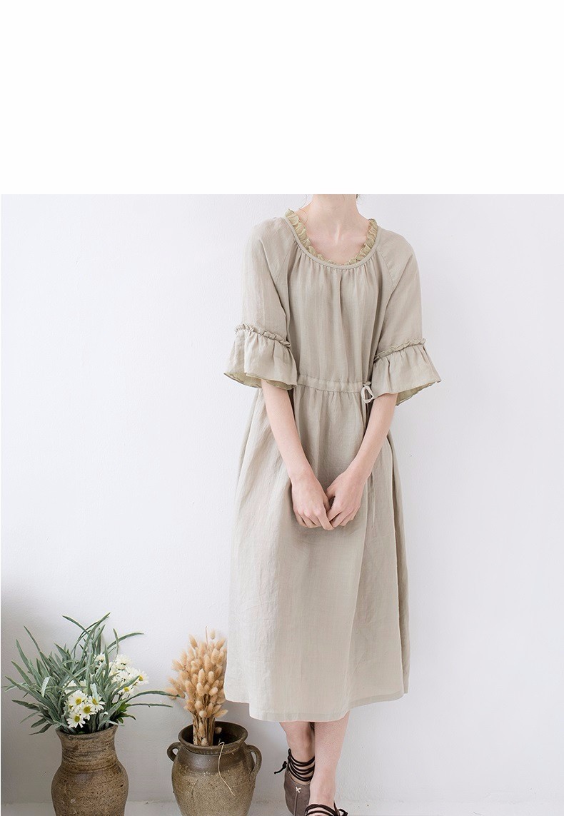 【M】ふんわりで襟、袖フリル付きゆったり五分袖ワンピース♪