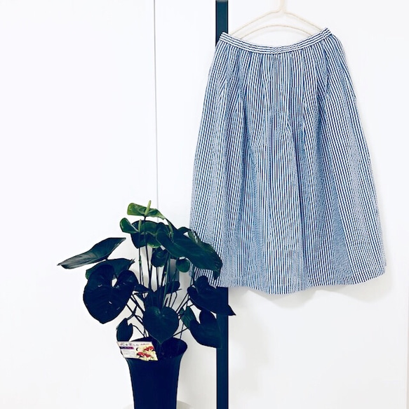 【M】シンプルなストライプロングスカート♪ 1枚目の画像