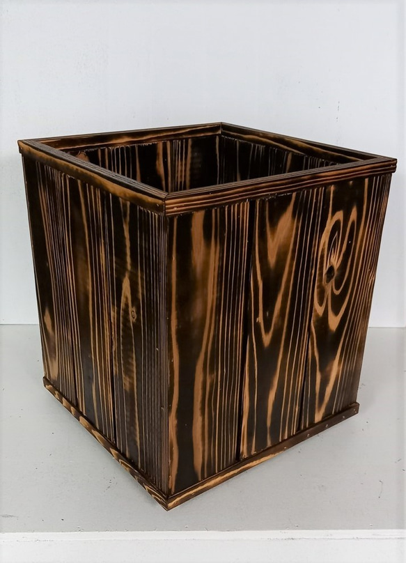 焼杉柿渋塗植木鉢ボックス 2枚目の画像