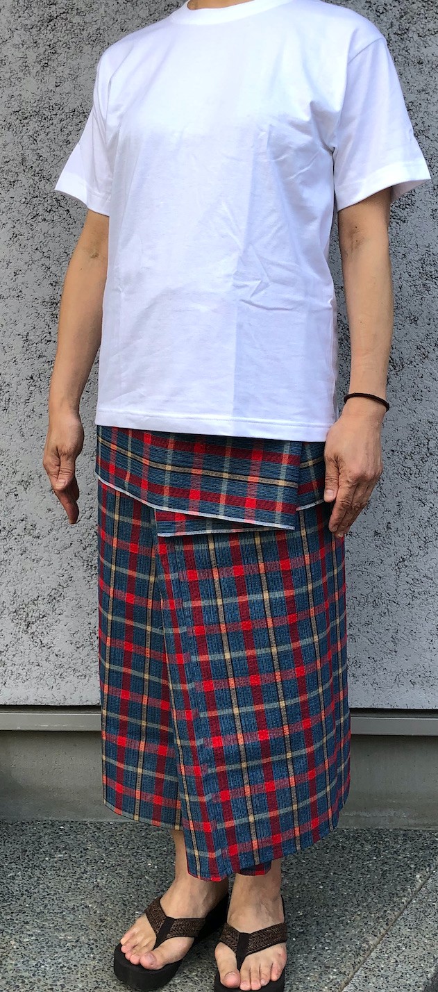 黒に燕柄のパンツ その他 | endageism.com