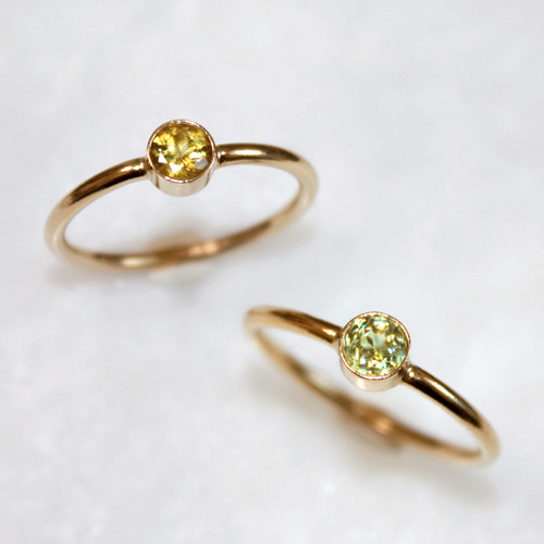 特集掲載》14kgf 希少石*スフェーンの一粒リング 約0.3ct 4mm 特集掲載》14kgf 希少石*スフェーンの一粒リング 約0.3ct 4mm