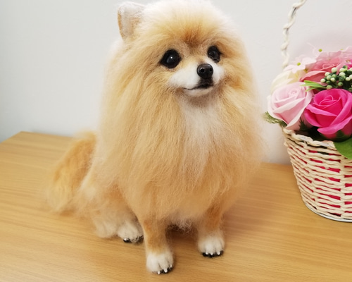 にっこりポメラニアン羊毛フェルト | iichi 日々の暮らしを