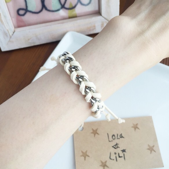 Entwined Suede Leather and Metal Bracelet *Ivory* 2枚目の画像