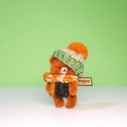 Proomy 冬のニットクマさん オレンジ ミニチュア テディベア インテリア 雑貨 2枚目の画像