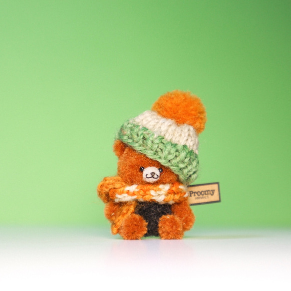 Proomy 冬のニットクマさん オレンジ ミニチュア テディベア インテリア 雑貨 3枚目の画像