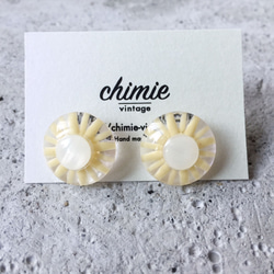 【 chimie vintage collection- 356 IV 】【数量限定】ヴィンテージボタンピアス 2枚目の画像