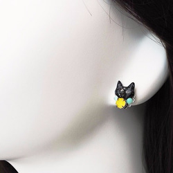 ◇レモンミント◇黒猫とビジューが輝くピアス/イヤリング 5枚目の画像