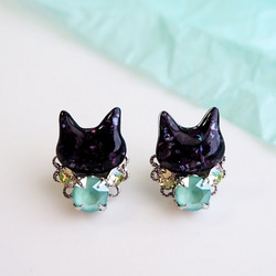 ハロウィン　黒猫と魔女のピアス Amazon | ネコ ピアス 黒猫 猫 ゴスロリ アニマル 片耳 スタッド