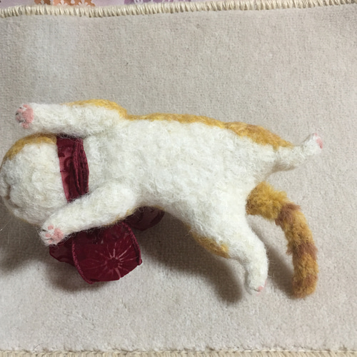 ブサカワって言わないで！(ふて猫) 羊毛フェルト rai✳︎chi