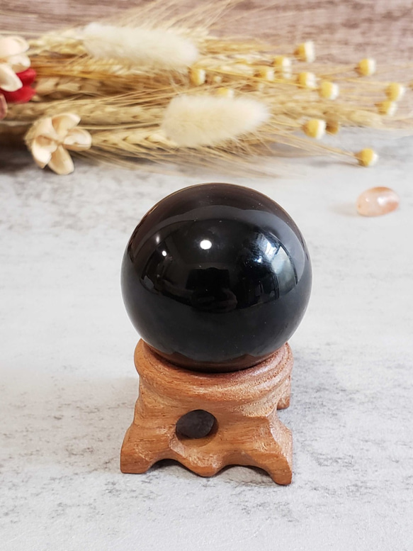【40mm玉 台付き】モリオン 丸玉 高品質 天然 黒水晶球 3枚目の画像