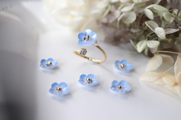 一粒粉蝶紋（冰藍色）*戒指，民俗戒指，均碼，開口戒指，花朵，禮物 第1張的照片