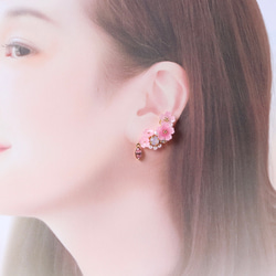 櫻花閃閃寶石耳環/耳環（右耳）+耳夾（左耳） 第4張的照片