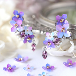 ピアス　イヤーカフ　ピンク　紫　ビジュー　パール　大人　可愛い　ハンドメイド 紫陽花ときらめくbijouのイヤーカフ（両耳）花、ギフト イヤーカフ