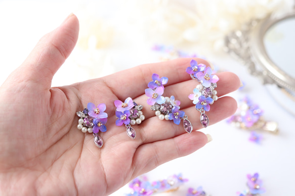 繡球花和閃閃發光的珠寶耳夾花，禮物 第6張的照片