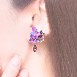 繡球花和閃閃發光的寶石耳環/耳環花、禮物 第3張的照片