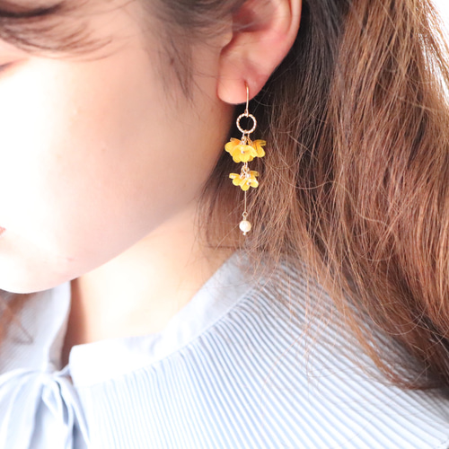 特集掲載》揺れる金木犀のピアス／イヤリング （キンモクセイ、ミモザ