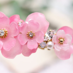 櫻花和寶石髮夾 第7張的照片