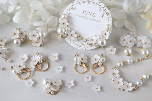 繡線菊和棉珍珠，施華洛世奇，婚禮耳環 第4張的照片