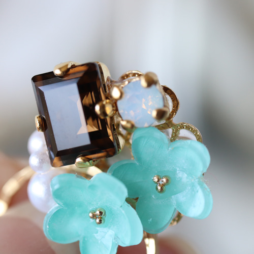 レアカラー ミント choucho ☆ ミナペルホネン ひらひら ピアス ♪