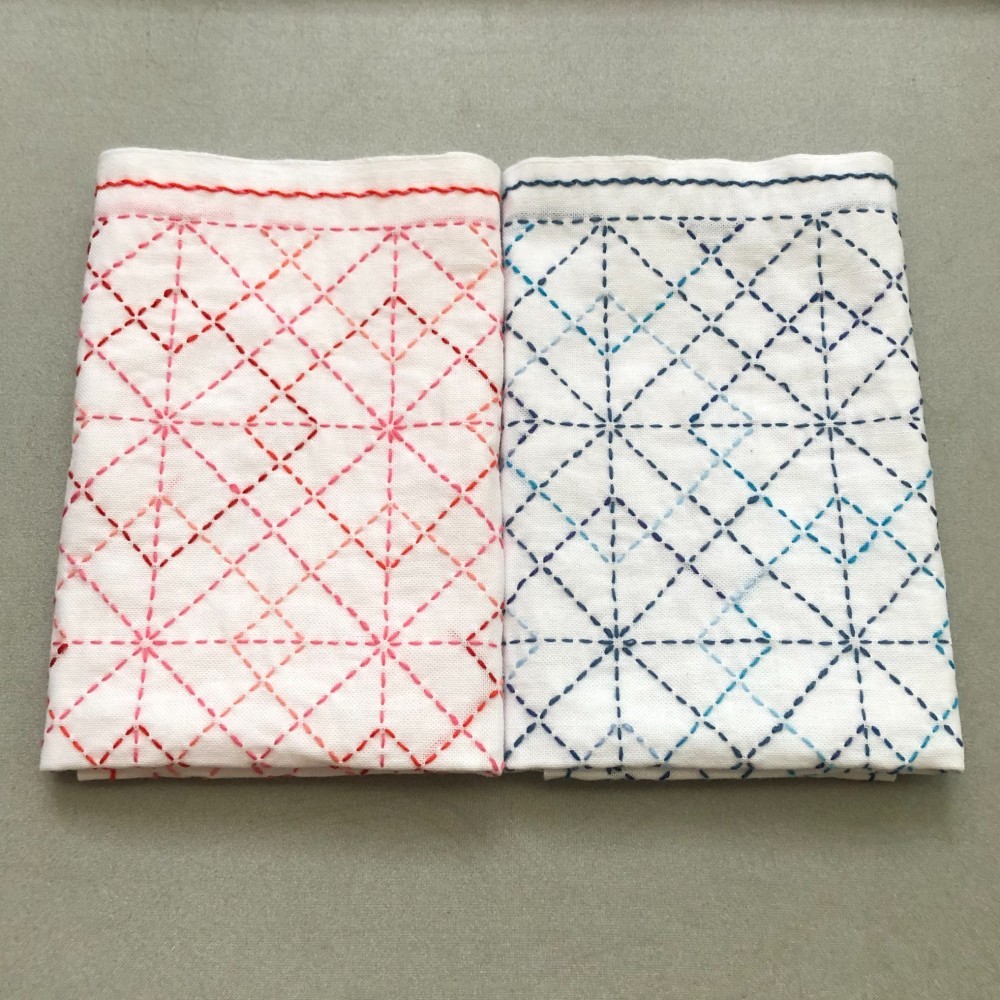 刺し子の花ふきん2枚組【重ね桝つなぎ 青・赤】 その他キッチン