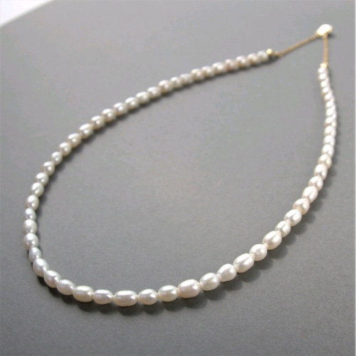 淡水パールのワイヤーネックレス　♯22 SALE 33%OFF】淡水パールのワイヤーネックレス ♯22 ネックレス