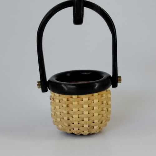 蓋付きミニナンタケットバスケット（人工象牙）1インチ