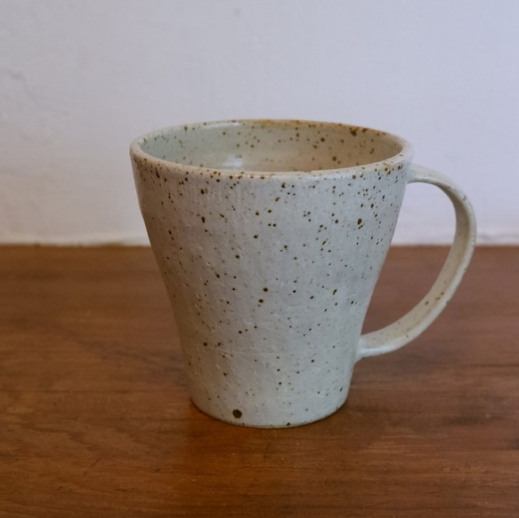 「きりかぶ　マグカップ　白」コーヒーカップ 1枚目の画像