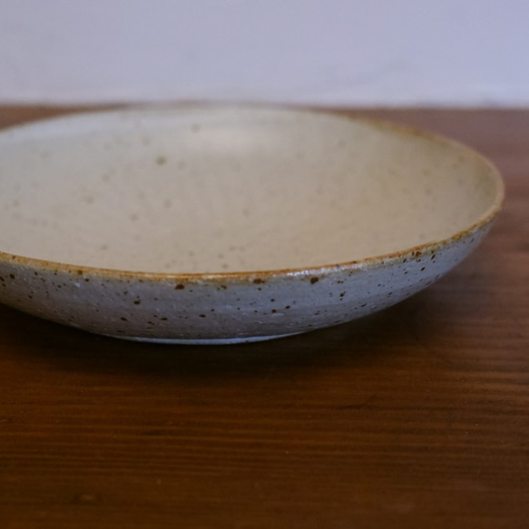 「きりかぶ　皿小　斑点ありB　」 シンプル　取皿　デザート皿　　 3枚目の画像