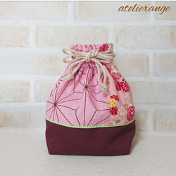 【送料無料】ピンクの巾着袋 布バッグ 布小物 麻の葉柄 小物入れ 和雑貨 和柄 1枚目の画像