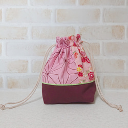 【送料無料】ピンクの巾着袋 布バッグ 布小物 麻の葉柄 小物入れ 和雑貨 和柄 4枚目の画像