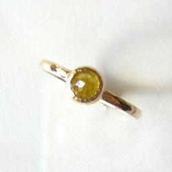 ナチュラルダイアモンドの指輪(イェロー)　 4枚目の画像