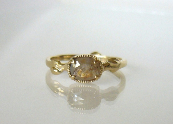 Sold ナチュラルダイヤと植物のK14の指輪(ベージュ) 2枚目の画像