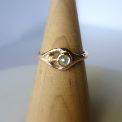ナチュラルダイヤと小さいリーフのK10の指輪 7枚目の画像