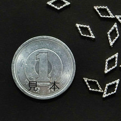 ３Dメタルパーツ　ダイヤ（シルバー）１０個セット★レジン＆ネイルに使える封入素材 2枚目の画像
