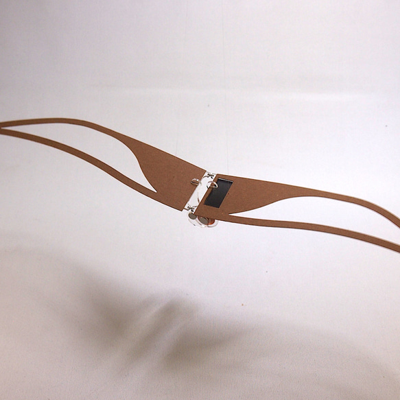 キネティックアート　光で動く羽のモビール　茶色の鳥 4枚目の画像