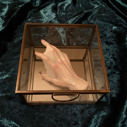 【マーマン(merman)の手(R)】男性の人魚の手 4枚目の画像