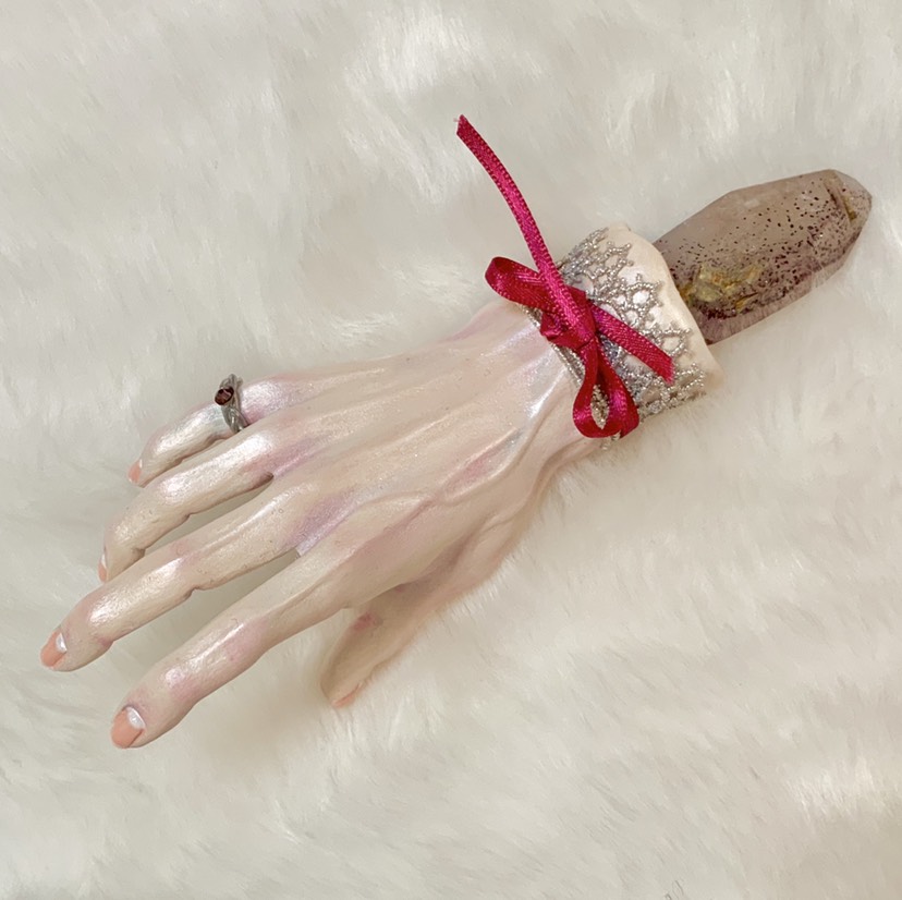 【シュヴァリエ(Chevalier:騎士)の手】ファイヤークォーツ(水晶)