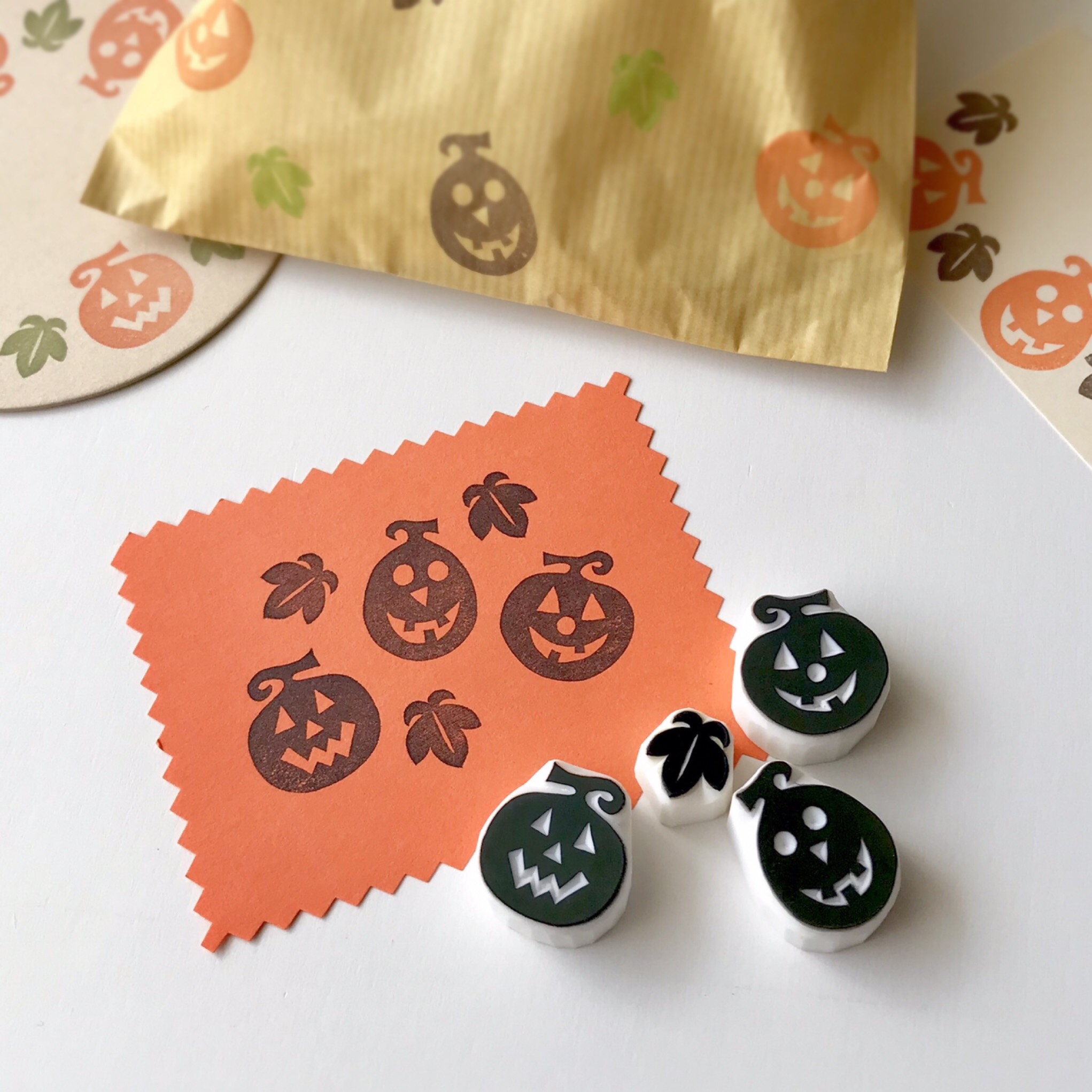 消しゴムはんこNo.431 ねこちゃんとカボチャ ハロウィン