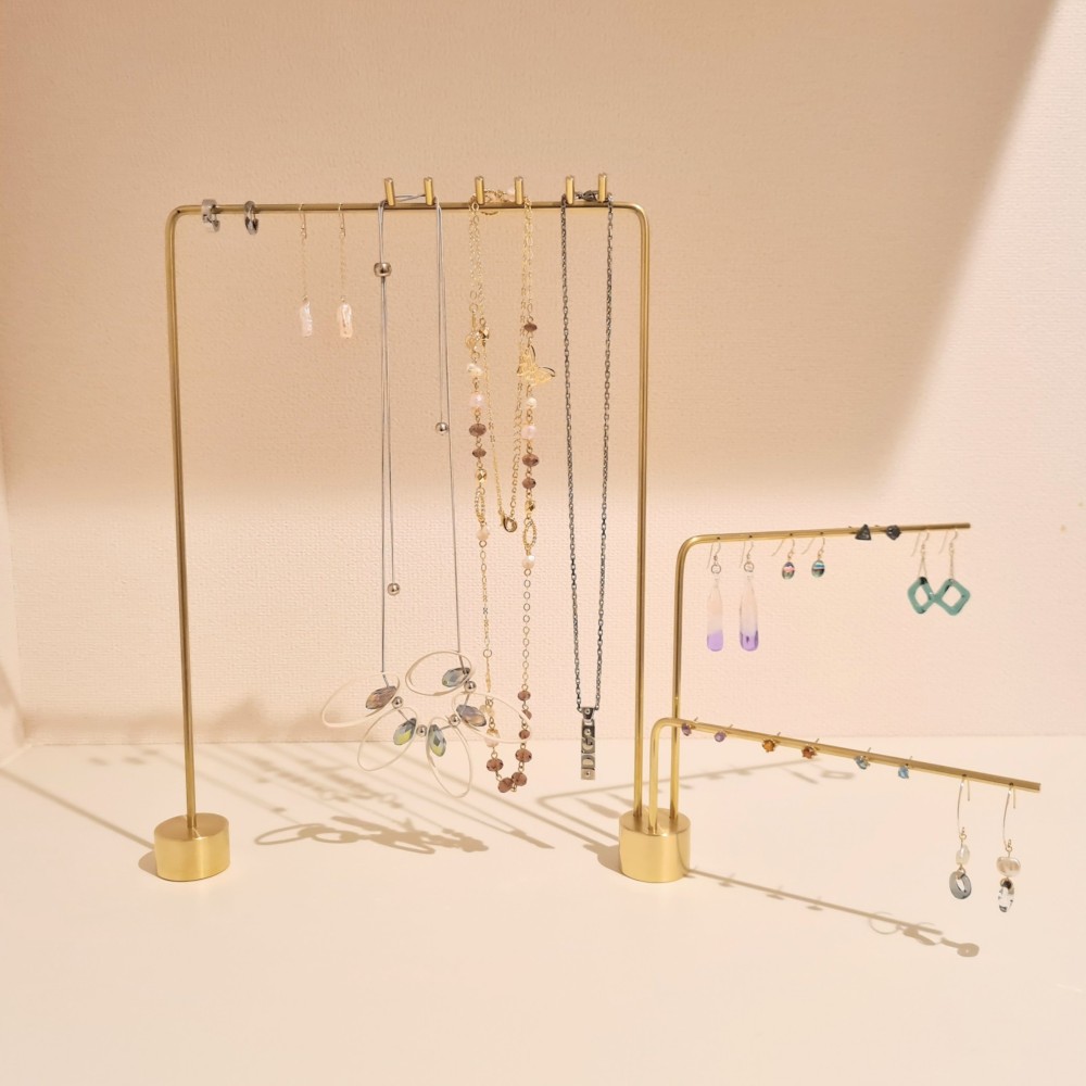 【門型 穴ありver.】ピアススタンド 3本 真鍮製 ネックレスにも ハンドメイド  アクセサリー kmetal