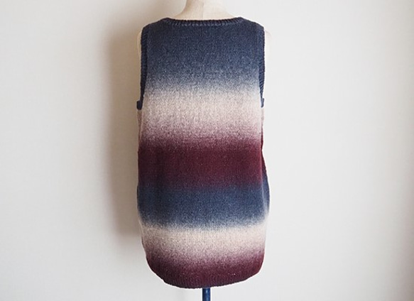 Kauni yarnで編むジャンスカ風チュニック キット 3枚目の画像