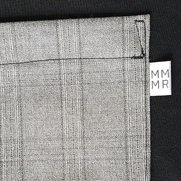SALE【レディースＬ】ライトグレーチェック・ママミラ・ポケット付き黒Tシャツ（WL）10000194 4枚目の画像