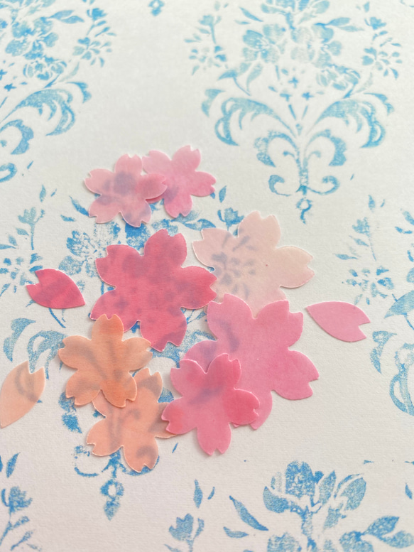 桜L・Mサイズ ほんのり透けるペーパーフレーク　クラフトパンチ　アルバム、色紙やラッピングに　D/423 3枚目の画像