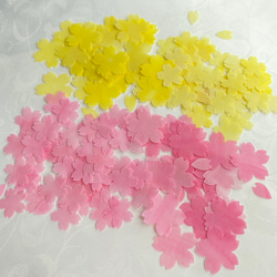 桜L・Mサイズ ほんのり透けるペーパーフレーク【ピンク×黄色】クラフトパンチ　アルバム、色紙やラッピングに 3枚目の画像