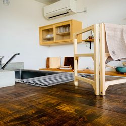 折り畳み式・木製キッチン布巾掛け 1枚目の画像